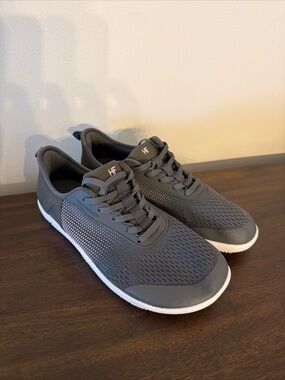 Hike Footwear Series Stride Barefoot Sneakers Women’s 11 Men’s 9 Gray Pink EUC